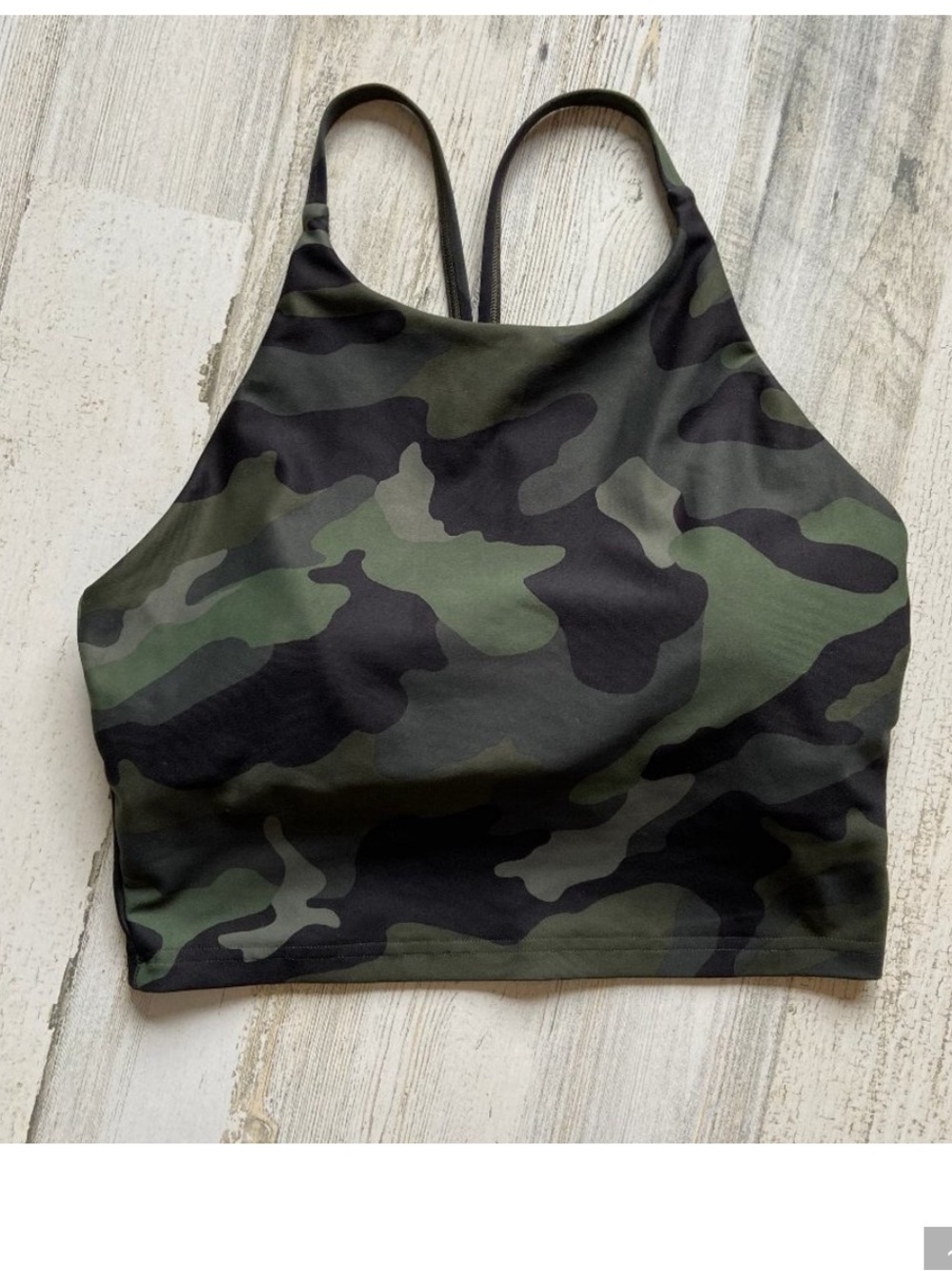 Old Navy Camo High-Neck Sports Bralette in Olive and Black